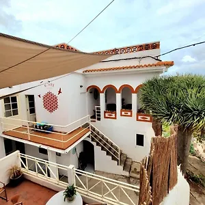 Pensjonat Acoran Family Guests House With Included Morning Yoga Practice