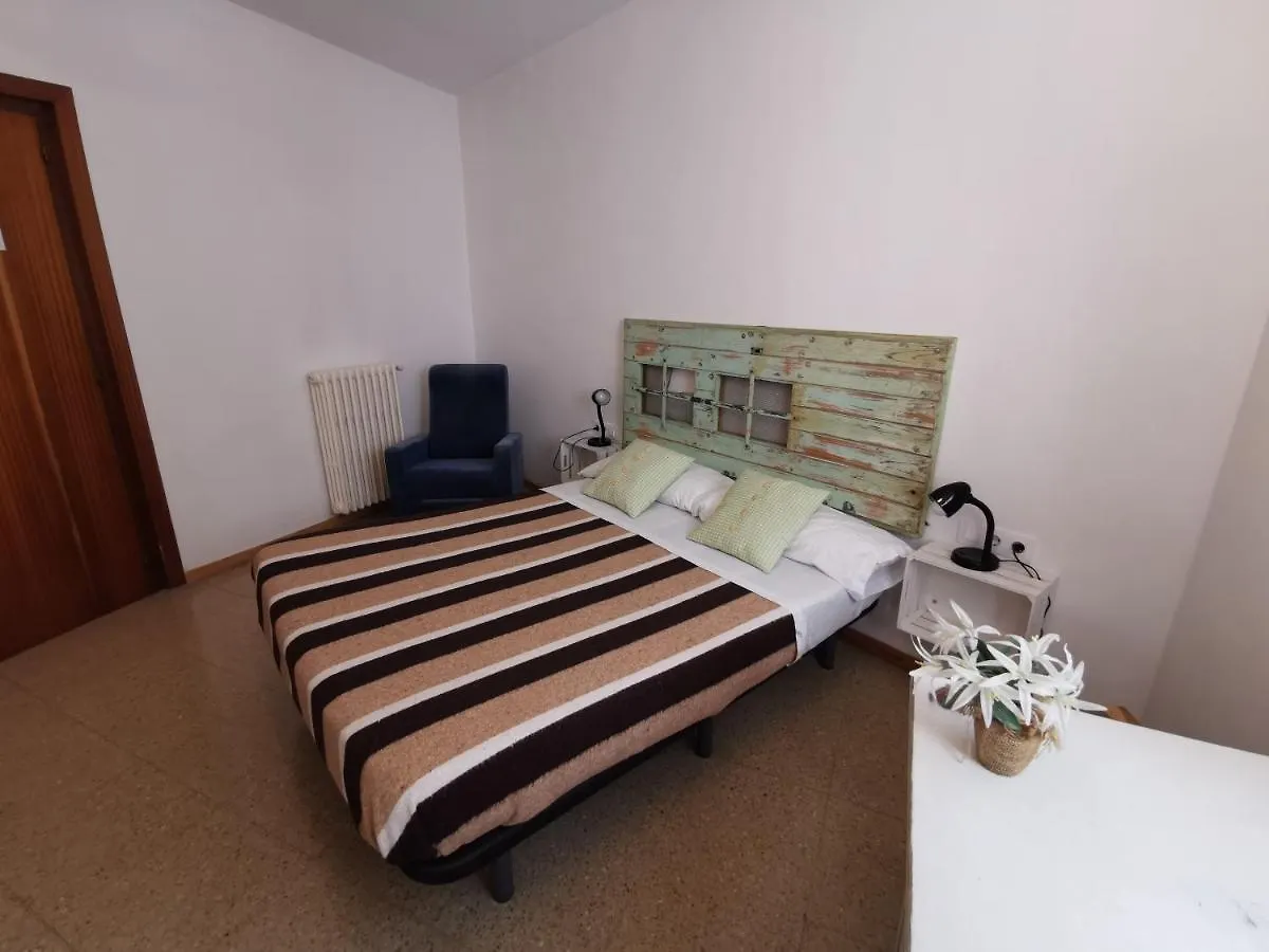Mucha Masia Hostel Rural Urba El Prat de Llobregat Spain