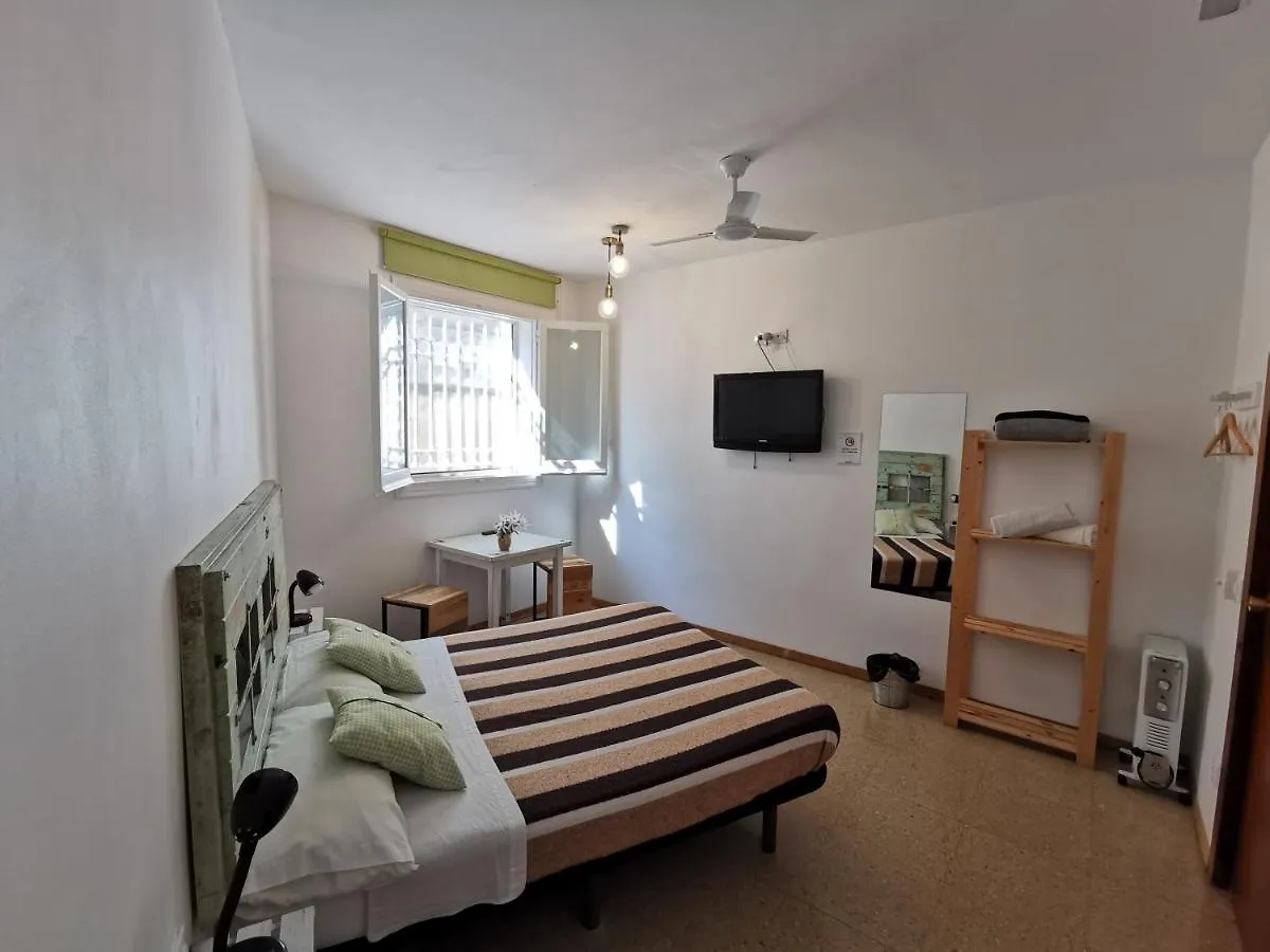 Mucha Masia Hostel Rural Urba El Prat de Llobregat Spanien